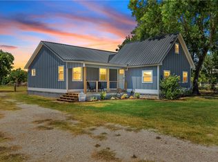 300 E 14th St, Thornton, TX 76687