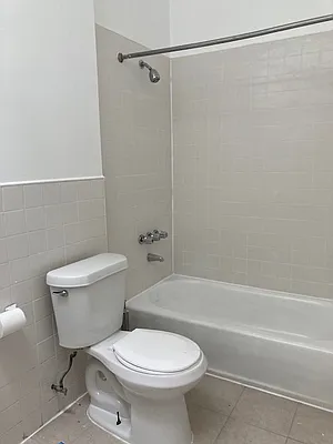 Rented by Aurous Realty LLC | media 4