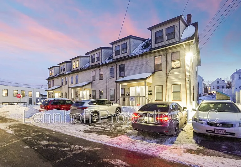 23 Hilton St #1 — Photo 8