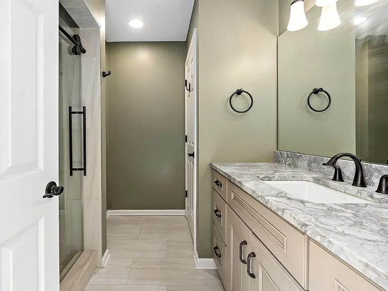 203 Boxwood Ct — Photo 27