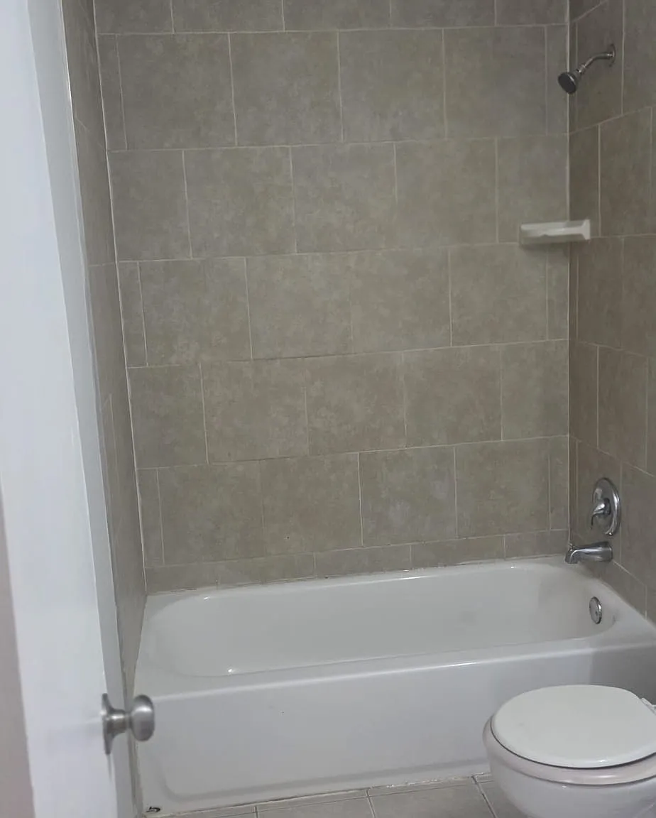 3 bed, 1725 sqft, $2,700 — Photo 3