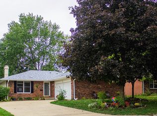 1613 E Fairlawn Dr, Urbana, IL