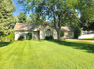 5020 Fairgreen Dr, Toledo, OH 43613