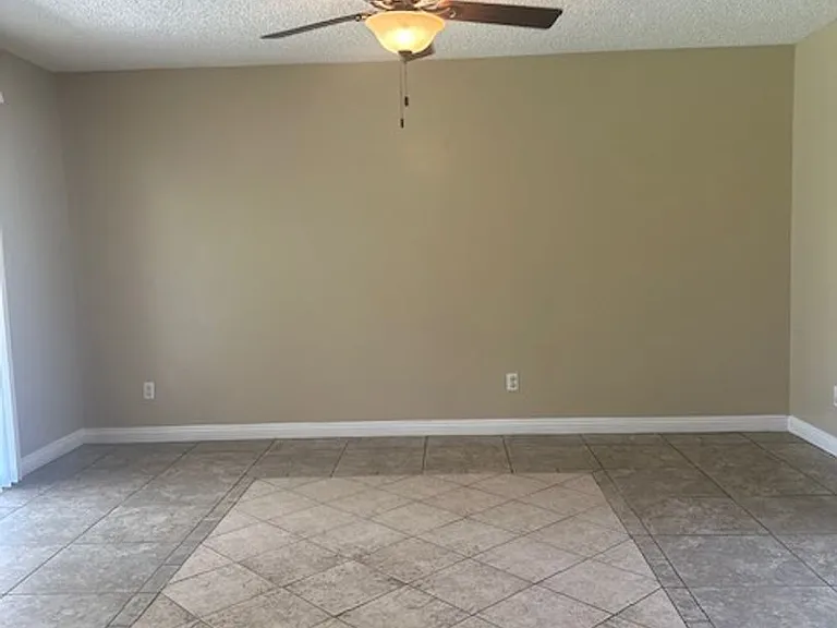 6713 Kimberly Ave — Photo 5