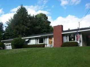 11 Skyline Dr, Morrisville, NY 13408