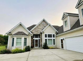 8921 N Lilac St, Demotte, IN 46310