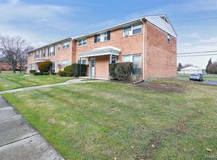 2814 W Thirteen Mile Rd #1, Royal Oak, MI 48073