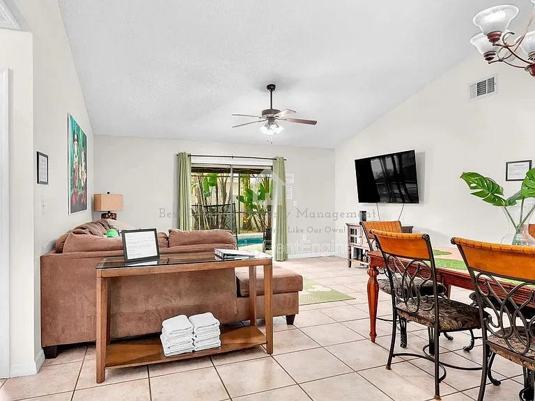 714 Caribou Dr #1 — Photo 7