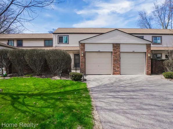 1110 Willow Grove Ct, Rochester, MI 48307