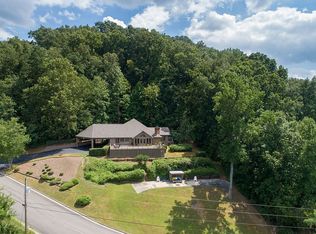 3018 Woodvue Rd, Guntersville, AL 35976
