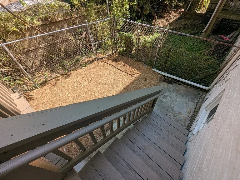 616 Montpelier St — Photo 10