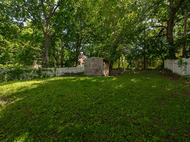 29 Delano St #1 — Photo 15