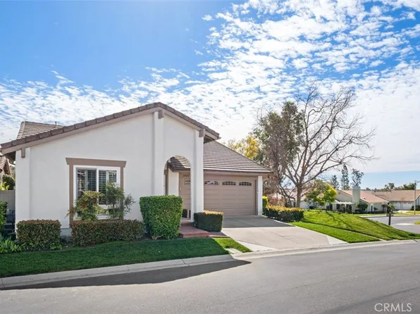 24068 Calendula, Mission Viejo, CA 92692