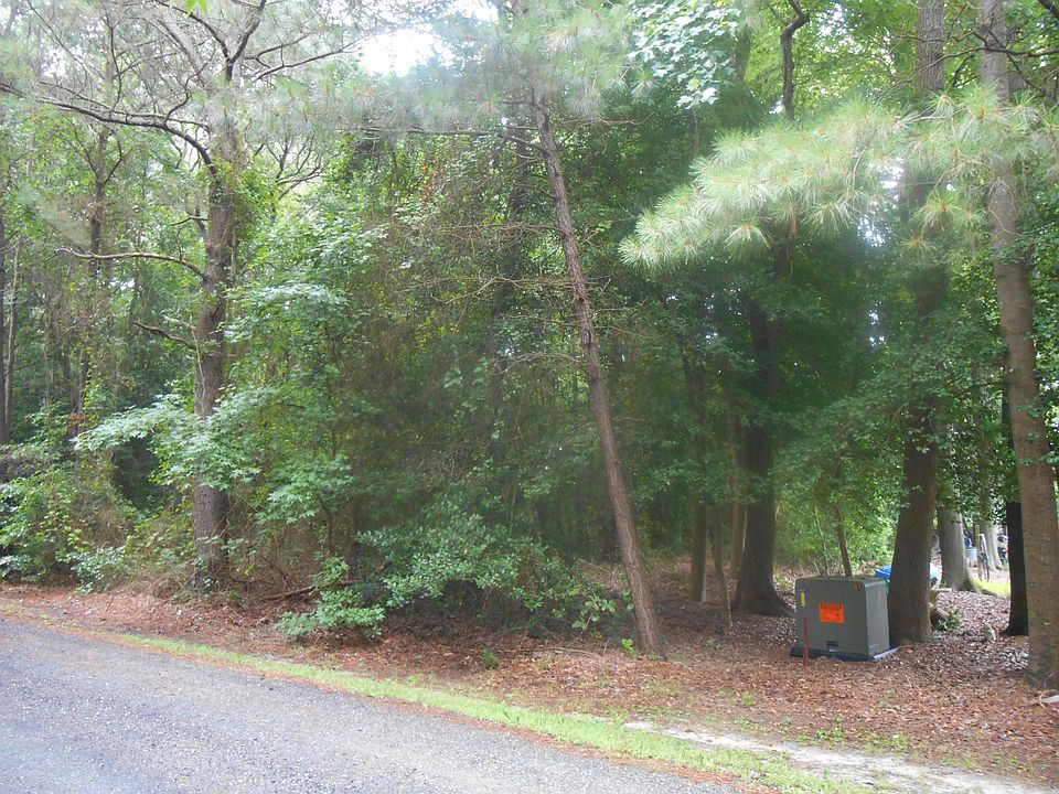 1st image of 5 Wild Oak Dr.