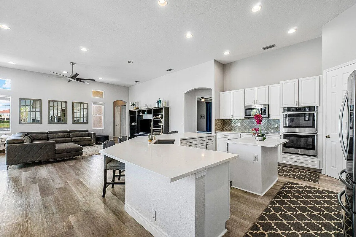 Building Photo - 11750 Osprey Pointe Cir