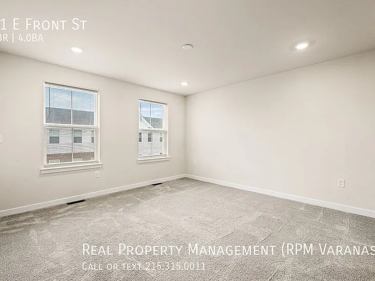 21 E Front St — Photo 16