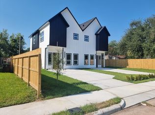 5642 Hirondel St #B, Houston, TX 77033