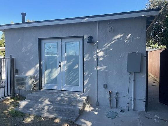 2nd image of 9104 Cedargrove Ave #9104