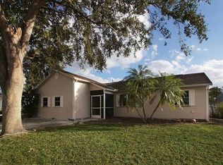 8526 Morris Rd, Fort Myers, FL 33967