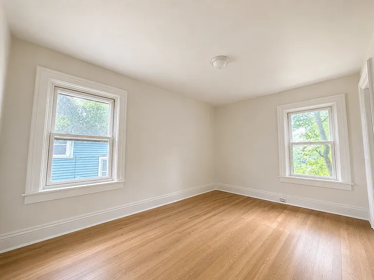 329 Bird Ave #4 — Photo 10