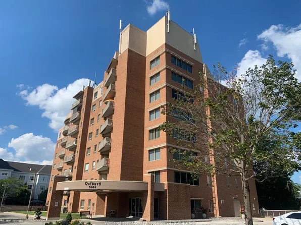 5064 Wyandotte St E #704, Windsor, ON N8Y 4Z7