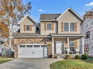 345 Kenilworth Rd, Bay Village, OH 44140