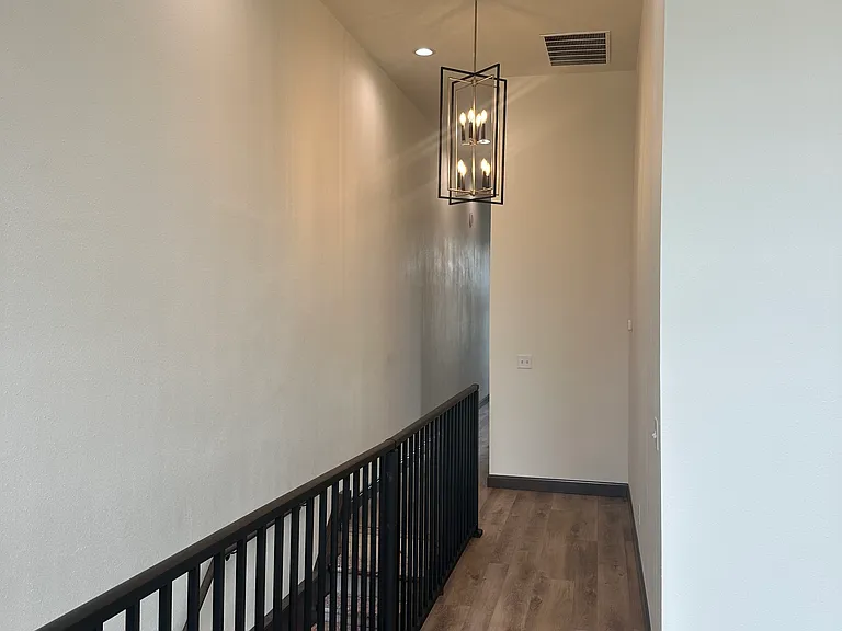 210 S Main St #210 — Photo 10