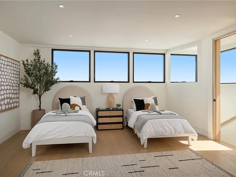 31899 Circle Dr — Photo 19