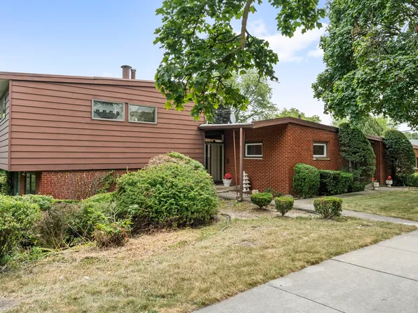 (undisclosed Address), Skokie, IL 60076