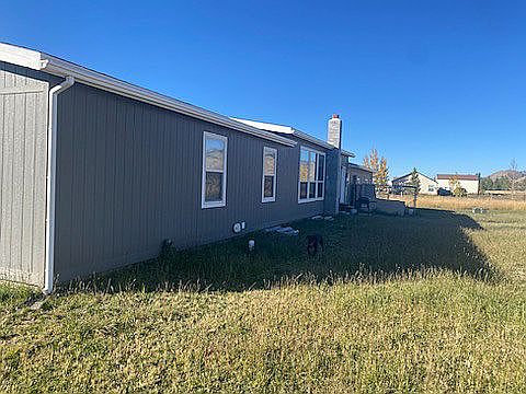 2nd image of 1400 County Road 149