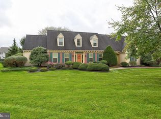 611 Randolph Dr, Lititz, PA 17543