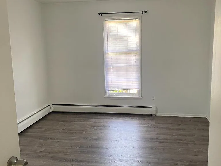 Unit Photo