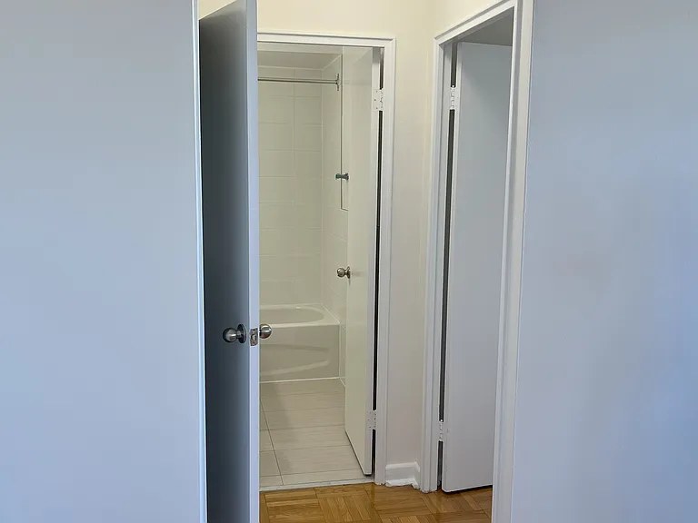 21 Tichester Rd — Photo 11