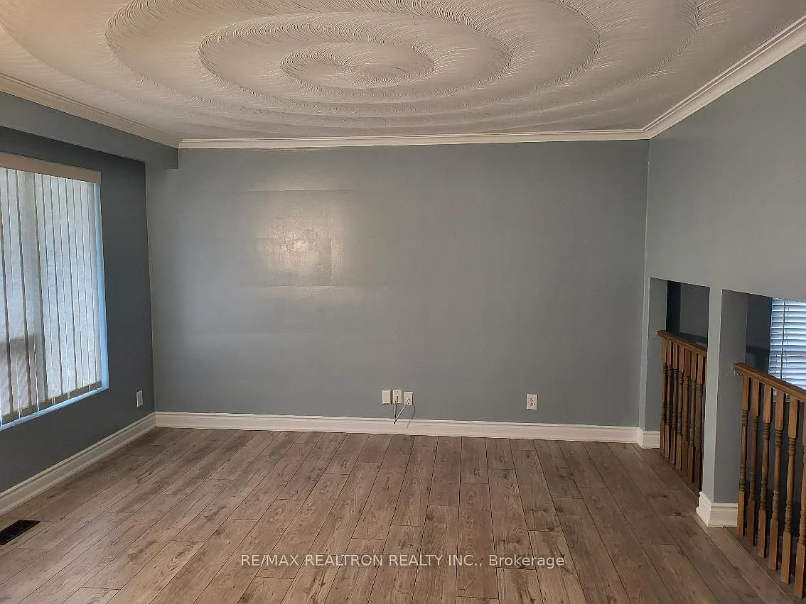 4 bed, $2,600 — Photo 3