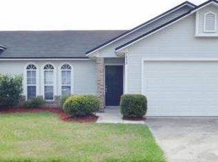 7639 Pilgrims Trace Dr, Jacksonville, FL 32244