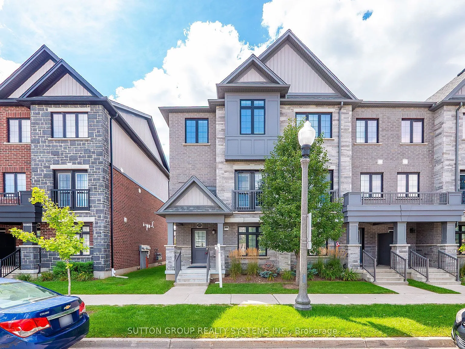 4 bed, $2,975 — Photo 3