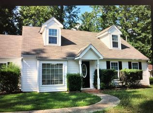 8 Buckthorn Dr, Newnan, GA 30265
