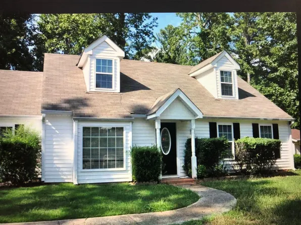 8 Buckthorn Dr, Newnan, GA 30265