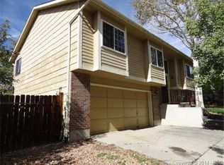 5220 Farm Ridge Pl, Colorado Springs, CO 80917