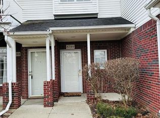 5739 Twin Oaks Dr, Sterling Heights, MI 48314