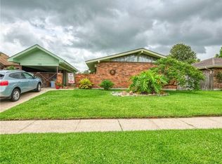 785 Huckleberry Ln, Gretna, LA 70056