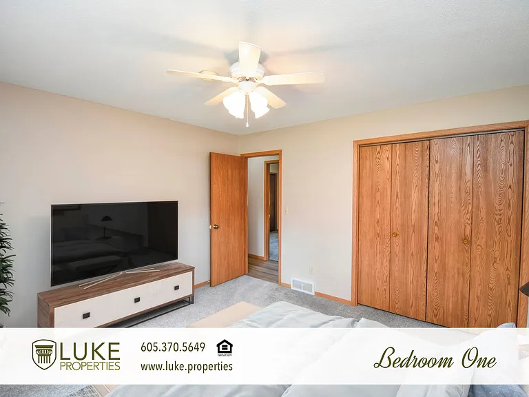 5213 E Prospect St — Photo 8