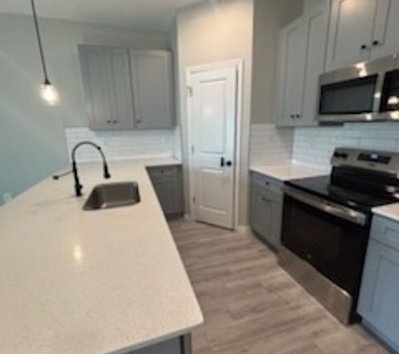 1st image of 2309 NE 15th Ln