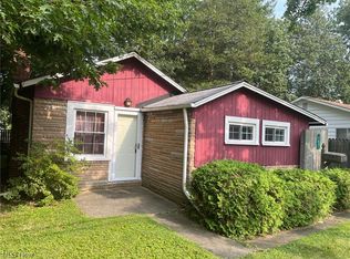 797 Orchard Rd, Willoughby, OH 44094