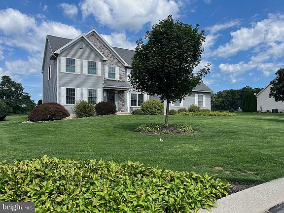 4th image of 1033 Cider Ln