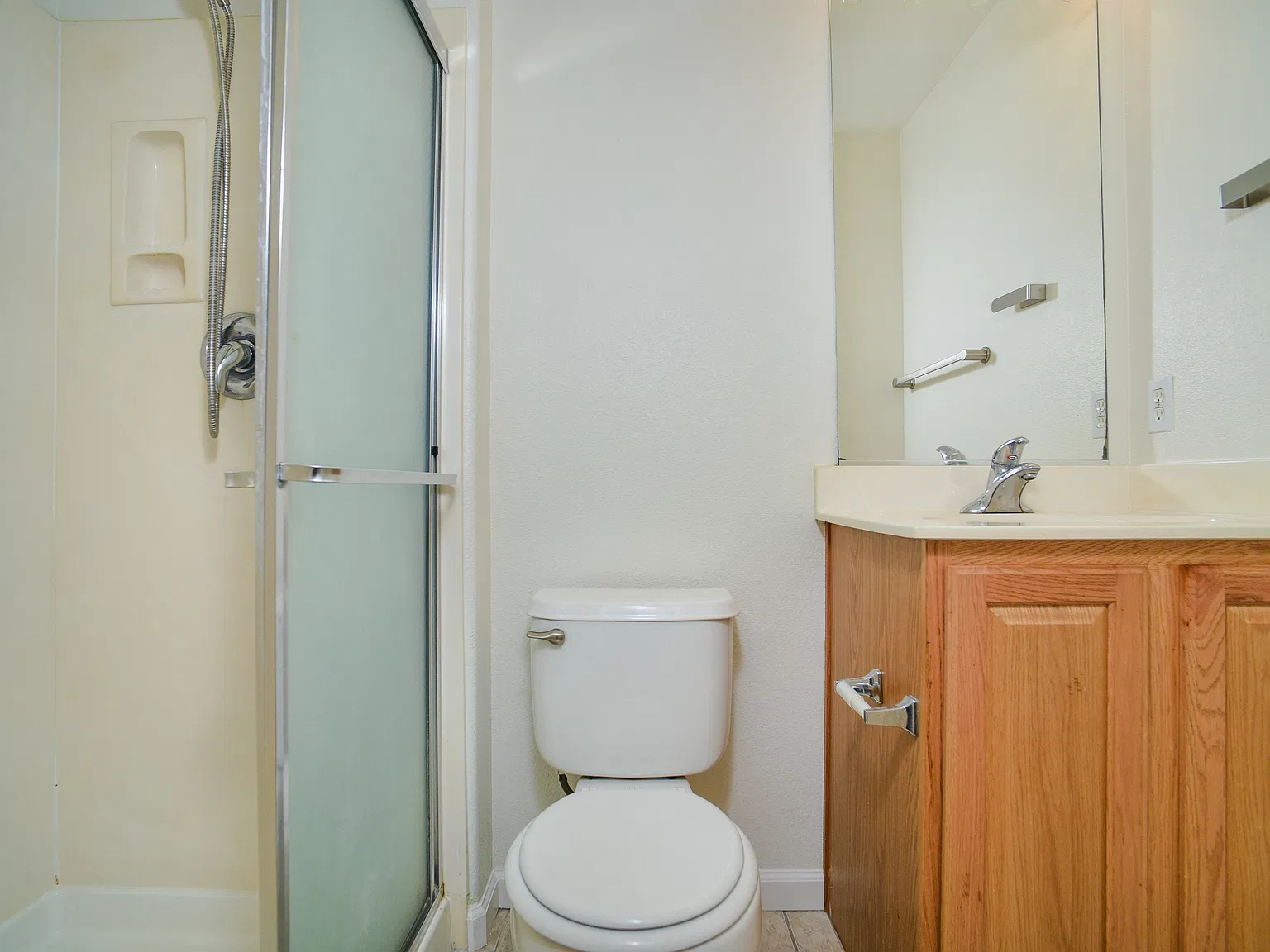 5 bed, 2953 sqft, $3,750 — Photo 4