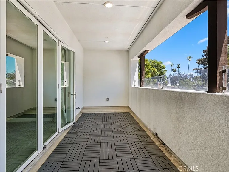 3189 Doheny Way — Photo 21