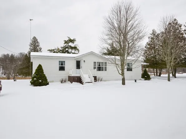 404 & 411 Bay St, Morristown, NY 13664