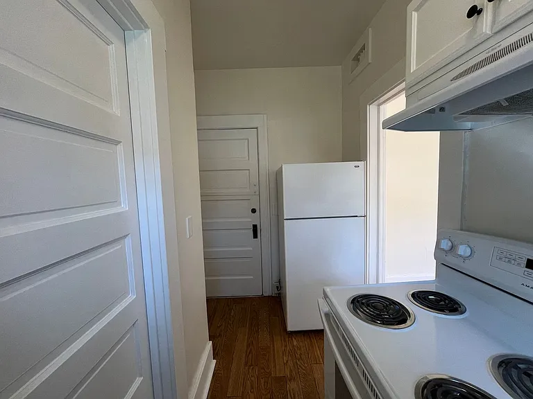 1535 Park St — Photo 5