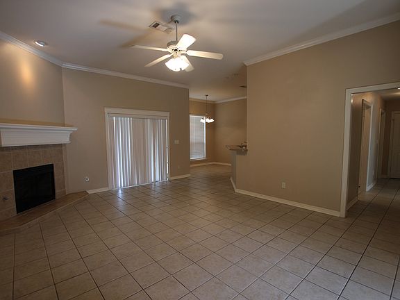 5th image of 3125 Vineyard Ave